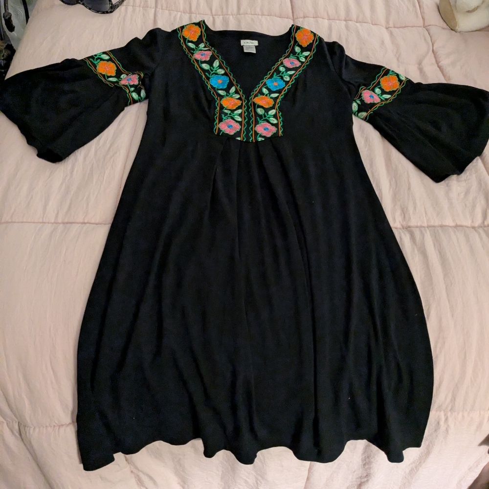 Cache Black Dress with Colorful Embroidery